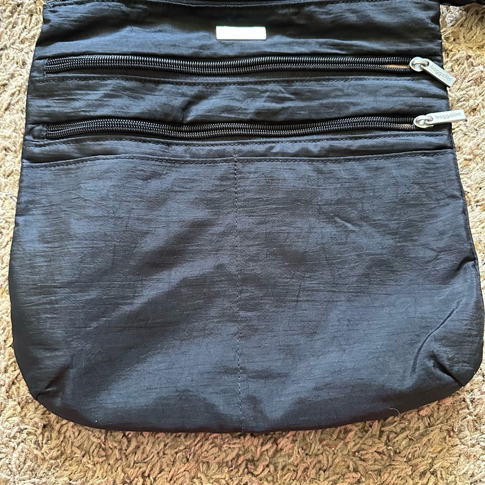Baggallini Solid Black Waterproof Nylon - image 2
